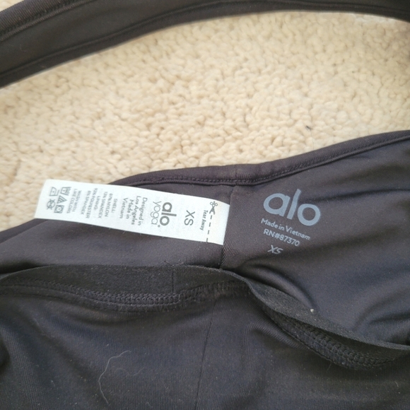 Alo yoga wild thing black sports bra - Picture 2 of 4
